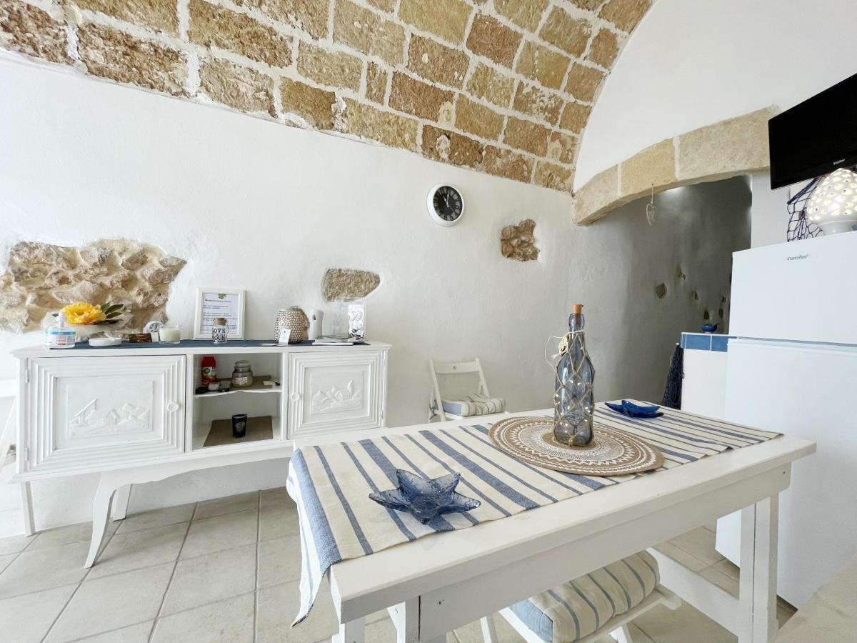 Mediterraneo House- Casa Nel Centro Storico Matino Exterior photo